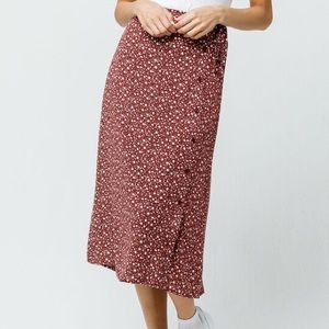Tilly’s ditsy floral midi skirt